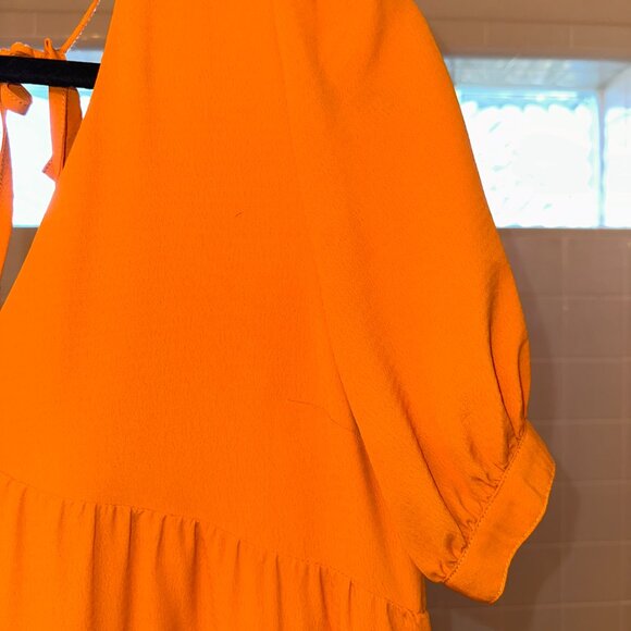 Millennial Pink Tangerine Tiered Puff Sleeve V Neck Dress - Medium - Picture 3 of 9